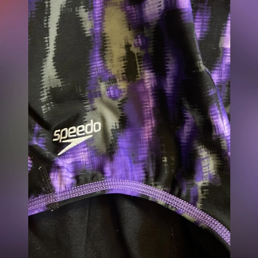 Two purple competitive swimsuits (size 28) - Picture 4 of 8